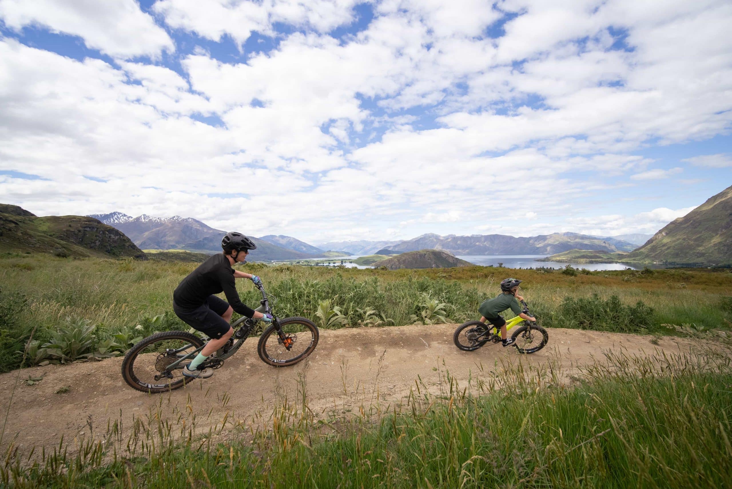 bike-glendhu-wanaka-mtb-family-trails