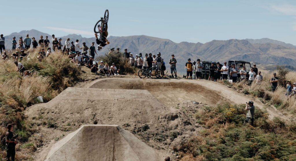 Midpoint Jump Jam at Bike Glendhu